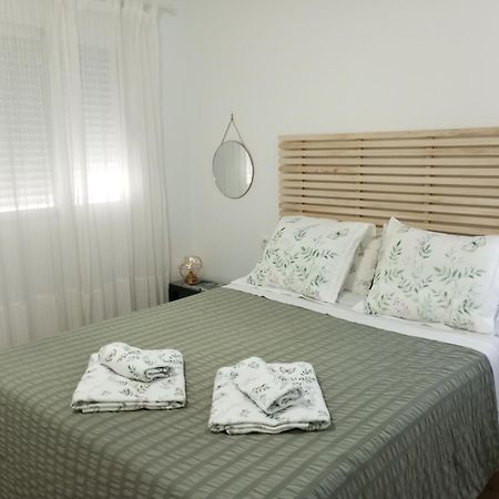 Apartamento Turistico Damajuana Parking Free Espartinas Esterno foto