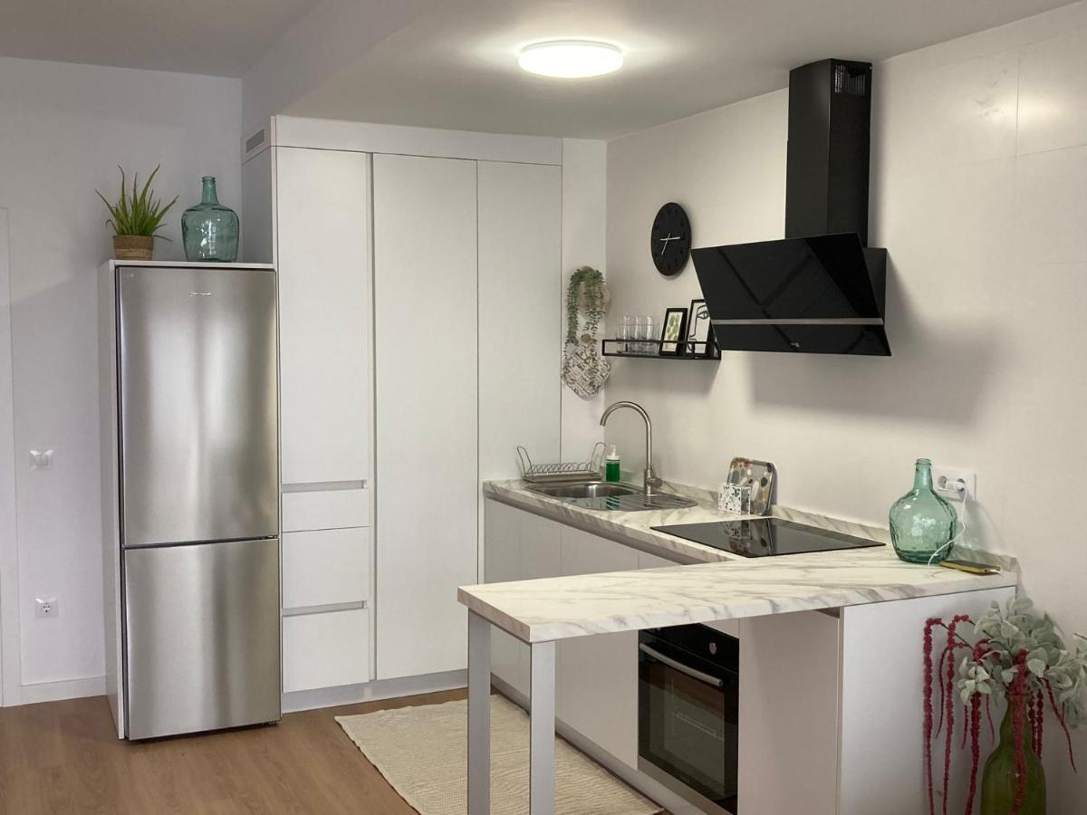 Apartamento Turistico Damajuana Parking Free Espartinas Esterno foto