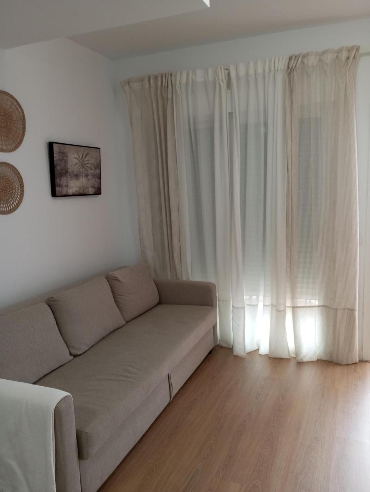 Apartamento Turistico Damajuana Parking Free Espartinas Esterno foto